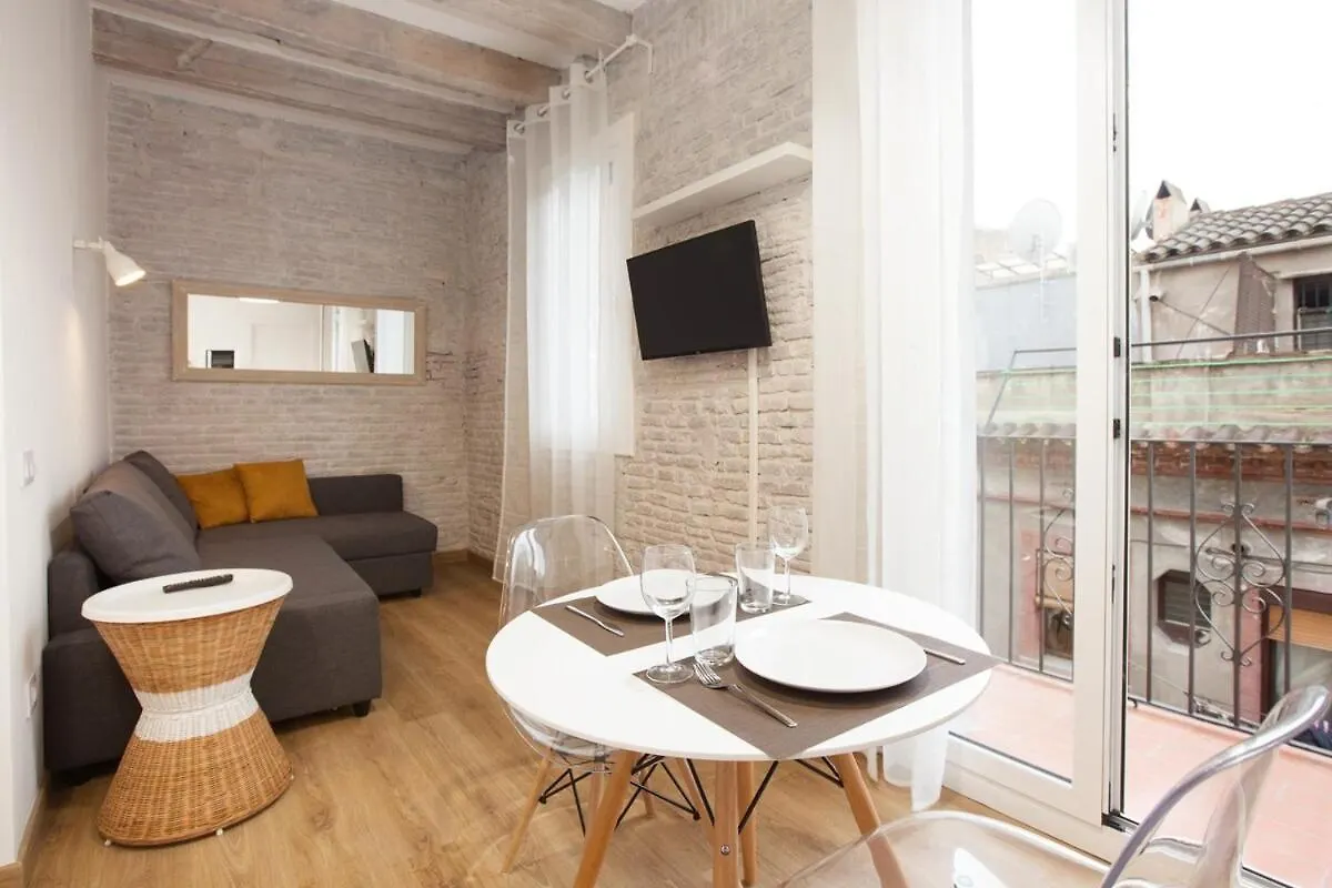 Apartment Flat With Balcony Next To The Beach, Sv Barcelona