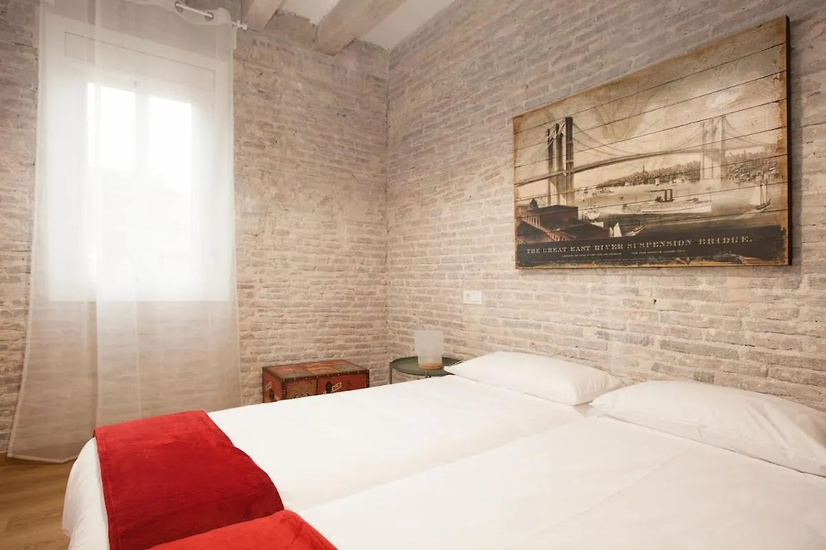 ברצלונה Flat With Balcony Next To The Beach, Sv 0*,
